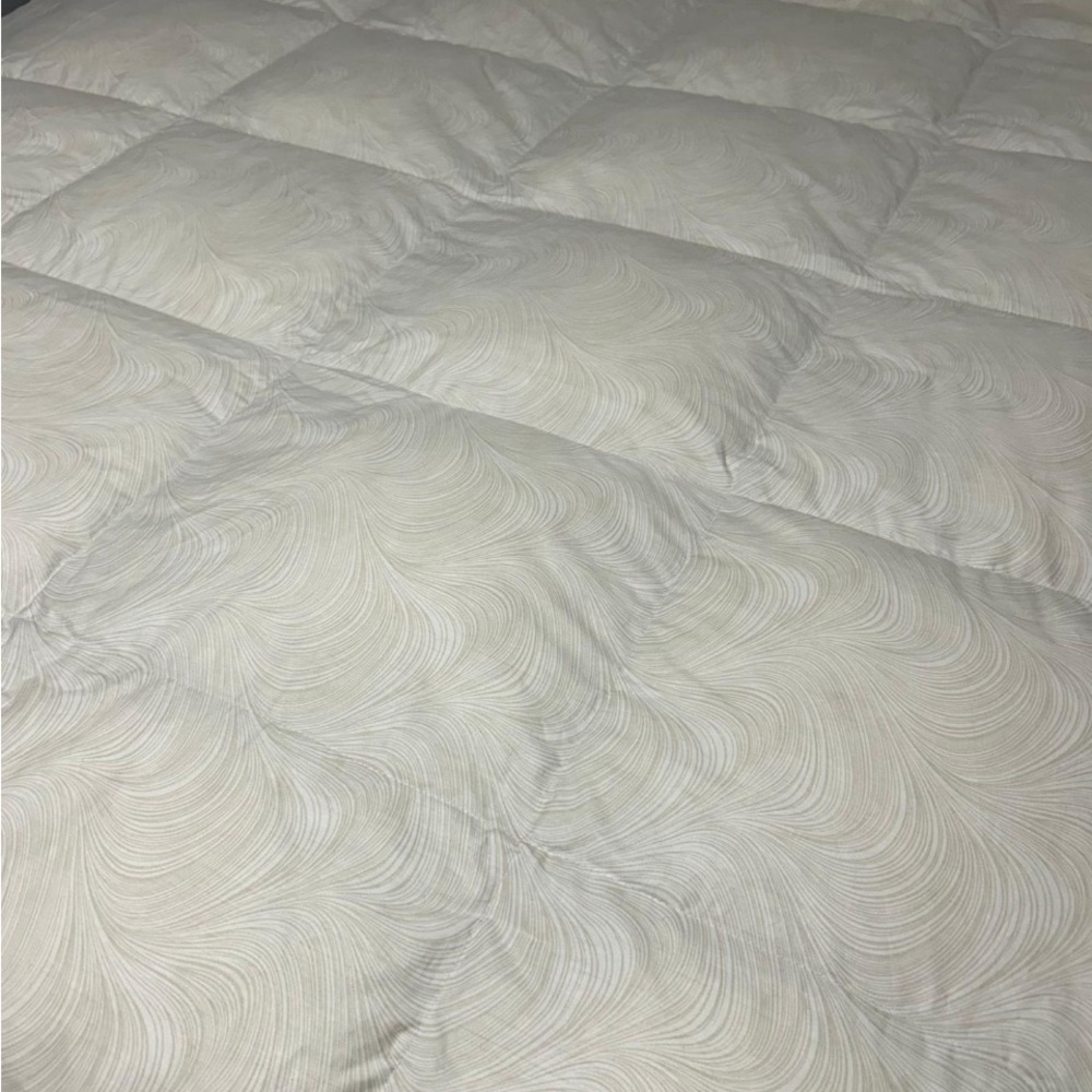 Homemade feather quilt .. brand new .. king size